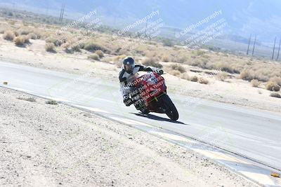 media/Dec-01-2025-Moto Forza (Mon) [[2daa91e15f]]/3-Beginner Group/Session 3 (Turn 16 Inside)/